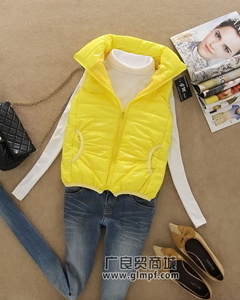 探秘韩版秋季女装批发市场 潮流小衫趋势、价格与库存信息指南